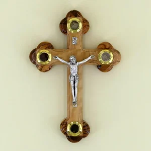 Wandkreuz mit Erde aus Bethlehem Olivenholz 14 cm
